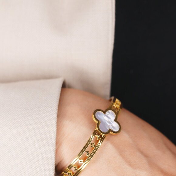 Bold Floral Design Bangle in Sturdy Stainless Steel - Picture 2 of 2